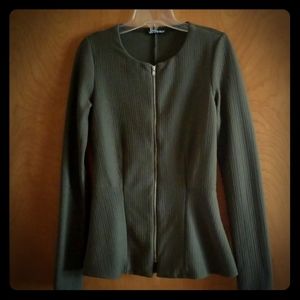 Fitted peplum zipper top